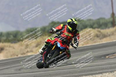 media/Oct-13-2025-Moto Forza (Mon) [[a66d839500]]/3-B Group/Session 3 (Turn 16)/